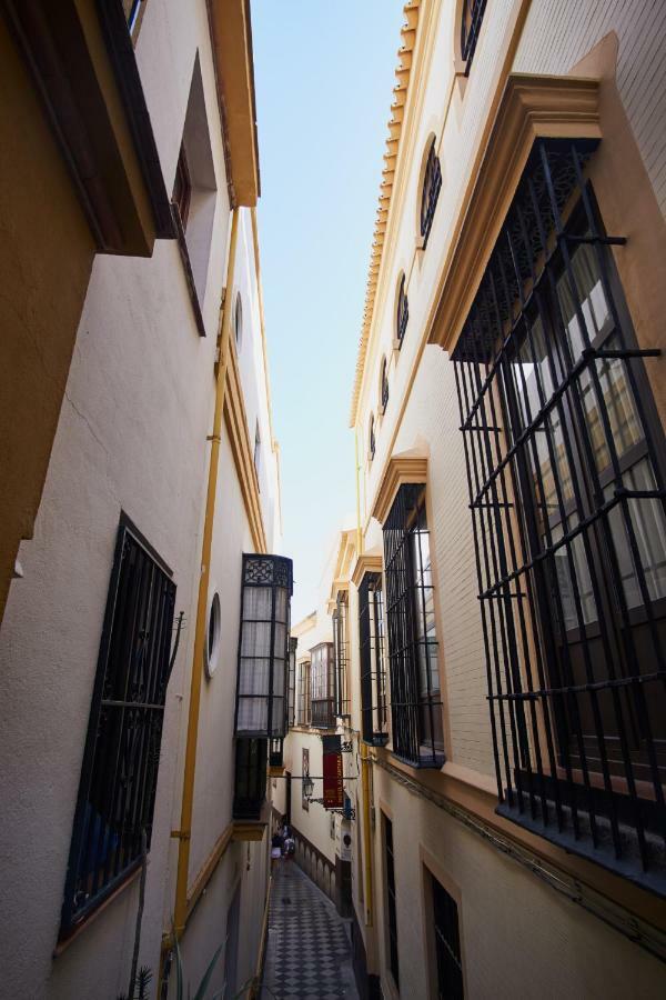 Santa Cruz Pearl By Valcambre Apartment Seville Exterior photo